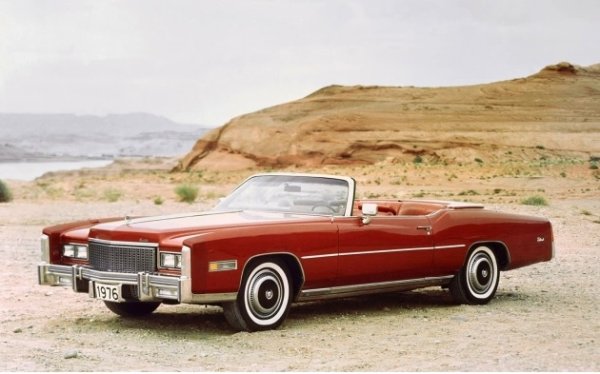 Мнозина израснахме с &bdquo;Диво сърце&ldquo; - филм на Линч от 1990 година, който носеше невероятната свобода и еротика благодарение на кривата, но по своему секси Лора Дърн.. Култовият образ Боби Перу, изигран от актьора Уилем Дефо, беше запомнен от публиката предимно с една от най-страховитите усмивки в историята на киното. 

Въпреки това си струва да обърнете внимание на колата на злодея, в която той и приятелката му Пердита Дуранго (Изабела Роселини) отидоха да ограбят банка. За целта Перу избра грандиозен кабриолет Cadillac Eldorado от 1976 г. с 8,2-литров двигател. 